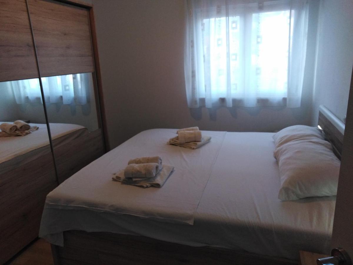 Apartman Visic 1692 Kastela Exterior photo